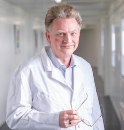 Dr. med. Robert Thomann