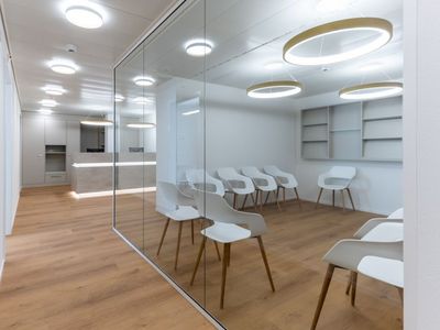 Bild zeigt Innenraum Ärztezentrum Grenchen