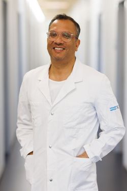 Dr. med. Nabin Wagle, DESAIC