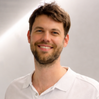 Tilman_Clasen_hell_klein