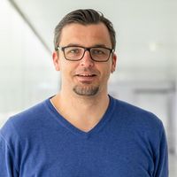 Poepken_Rainer_p1_web@fotomtina