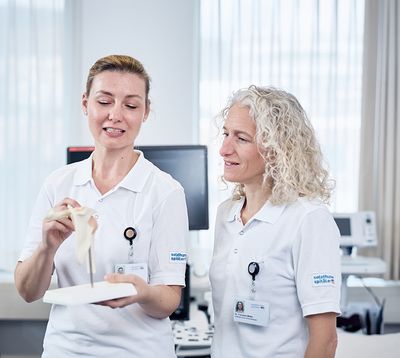 KSO_Rheumatologie_Fachgespraech_AErztinnen KSO_Rheumatologie_Fachgespraech_AErztinnen