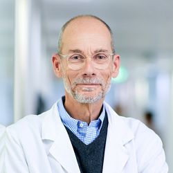 Dr. med. Robert Stein